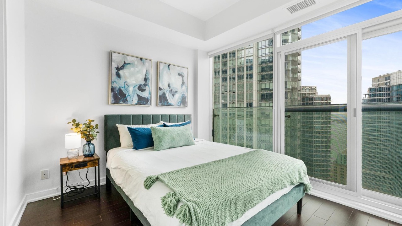 Photo of Bedroom in Toronto Entertainment District