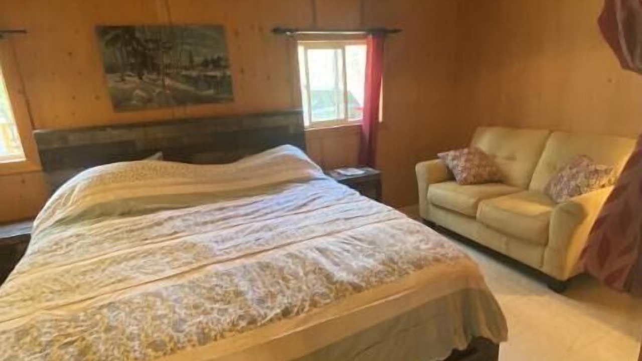 Photo of Bedroom in Toad River