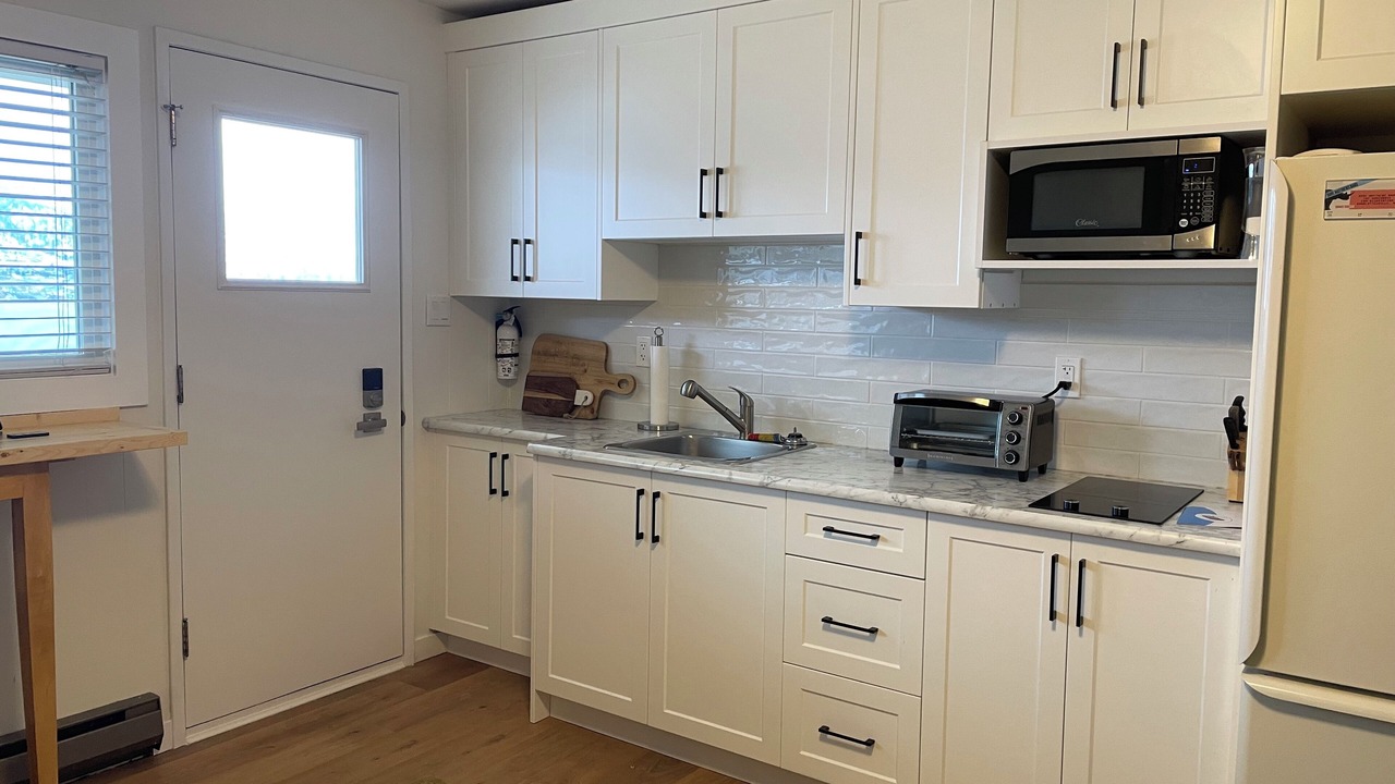 Photo of Kitchen in Okanagan-Similkameen