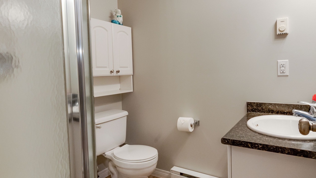 Photo of Bathroom in Sicamous
