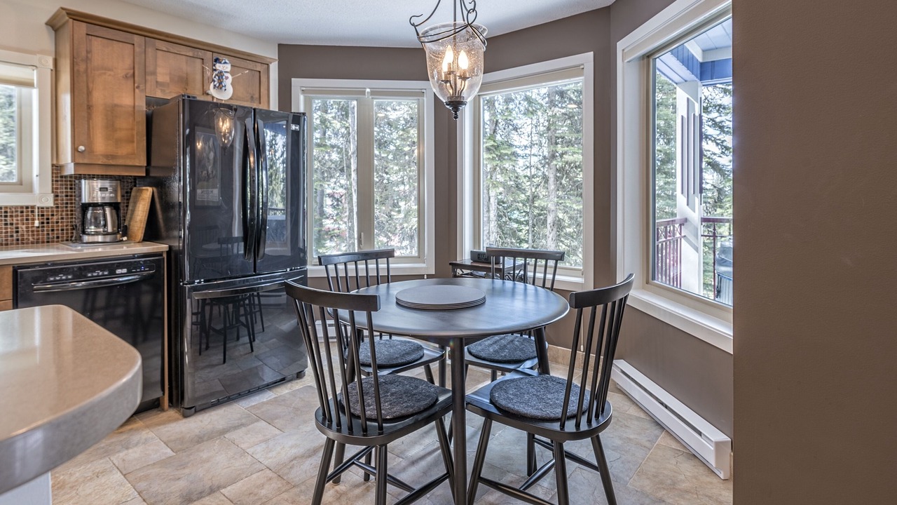 Photo of Kitchen in Silver Star Mountain