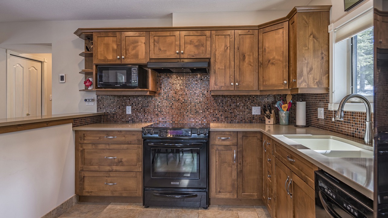 Photo of Kitchen in Silver Star Mountain