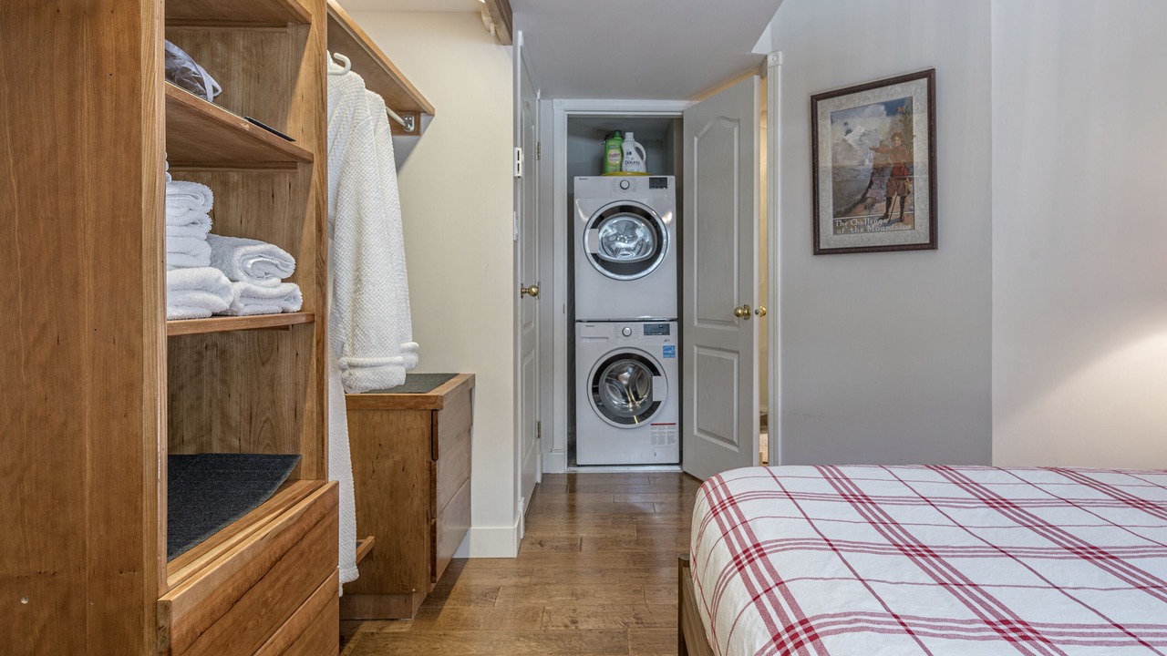 Photo of Bedroom in Silver Star Mountain