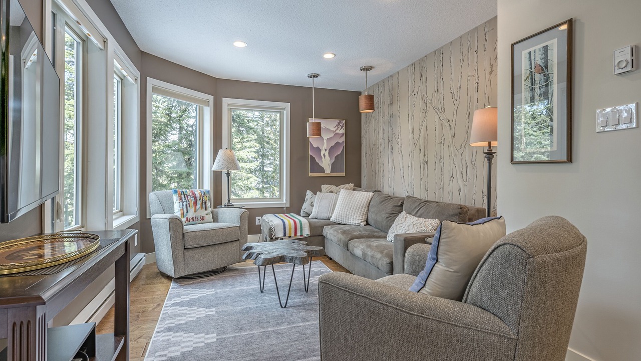 Photo of Livingroom in Silver Star Mountain