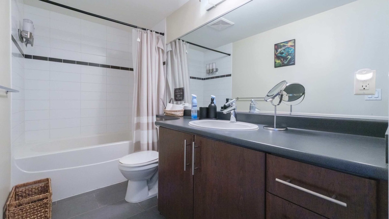 Photo of Bathroom in Crosstown