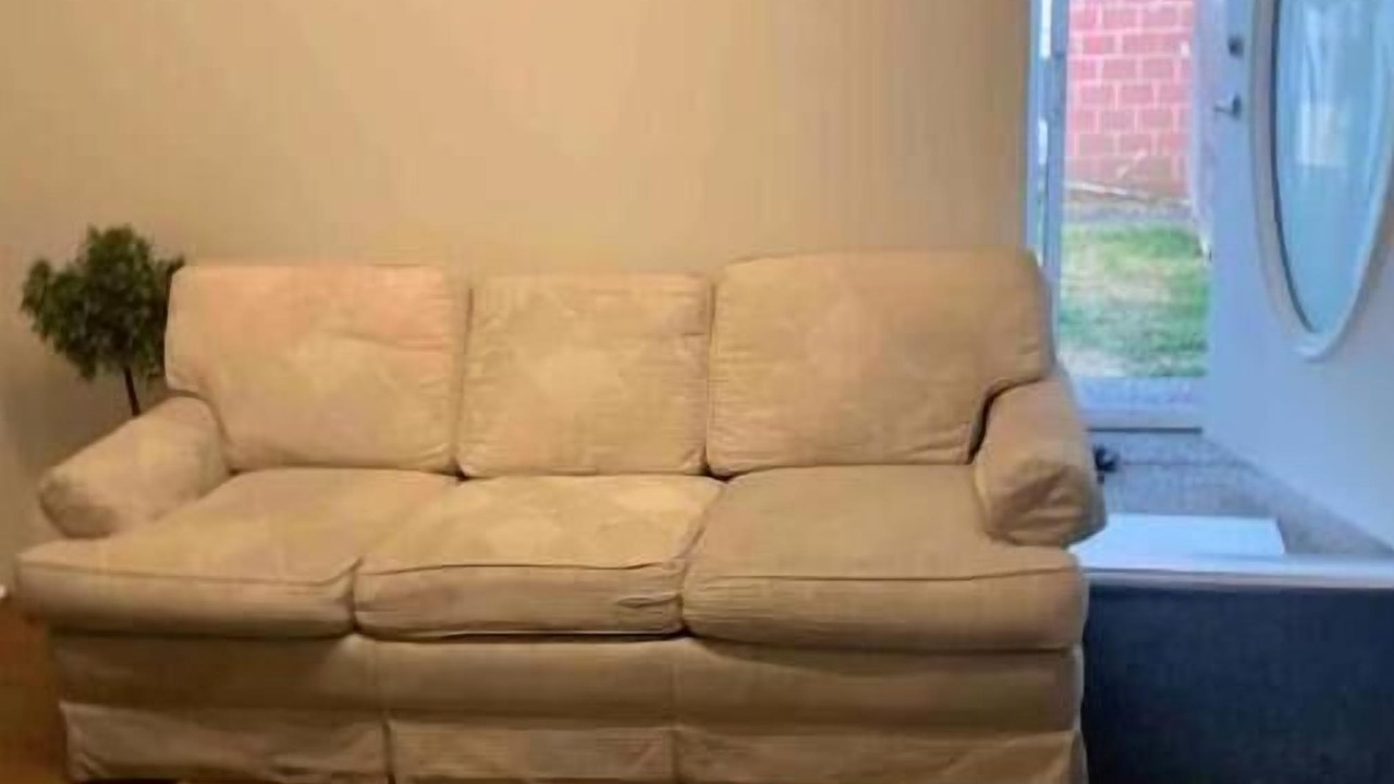 Photo of Livingroom in Newton