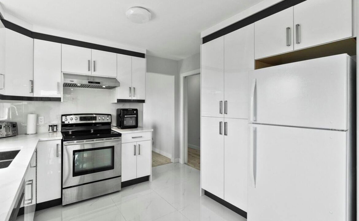 Photo of Kitchen in Shannon Lake