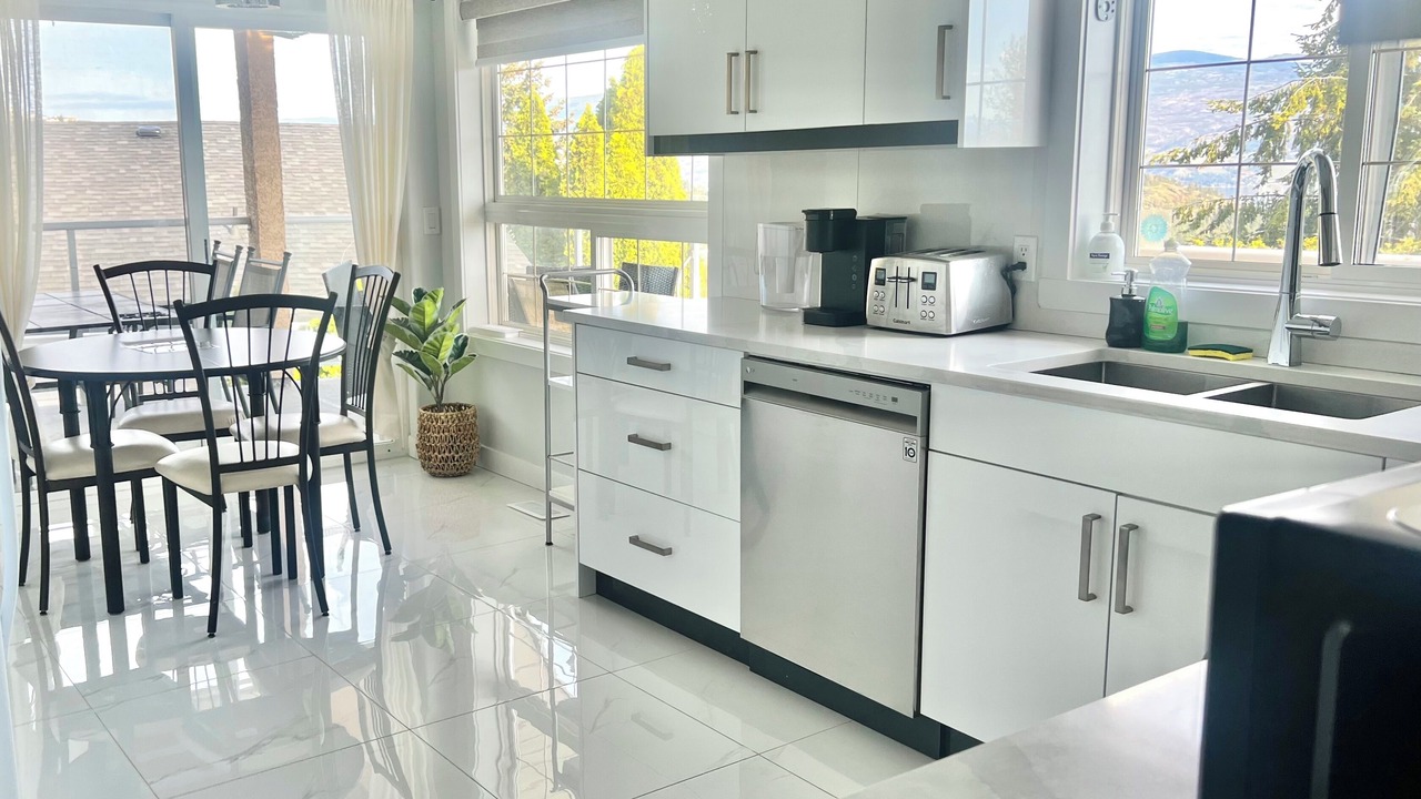 Photo of Kitchen in Shannon Lake
