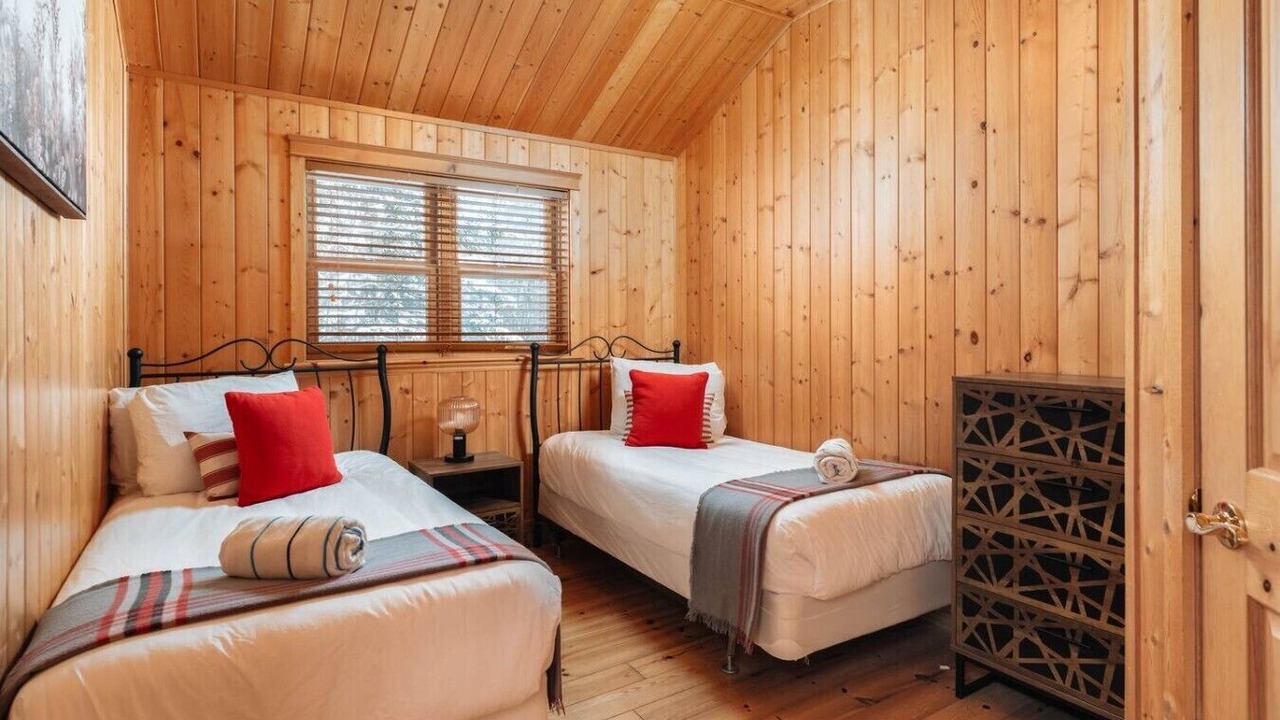 Photo of Bedroom in Mille-Isles