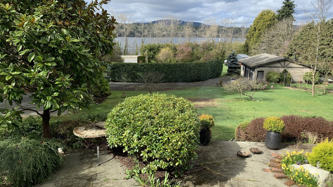 Photo of Outdoor in Cordova Bay