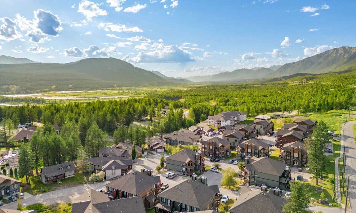 Photo of Outdoor in Radium Hot Springs