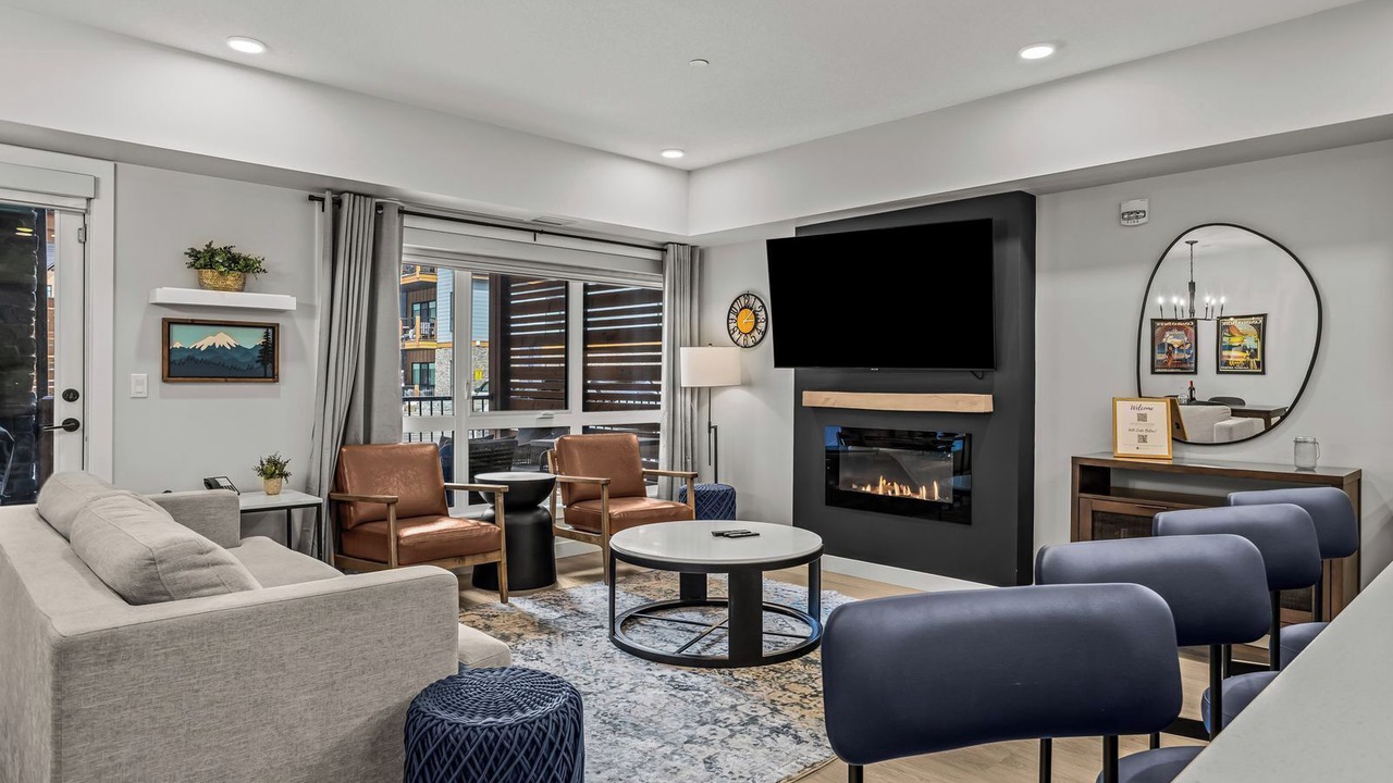 Photo of Livingroom in Dead Man's Flats