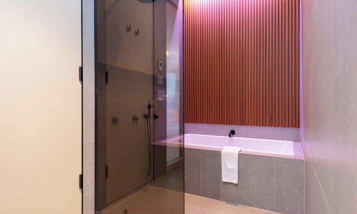 Photo of Bathroom in La Petite-Patrie