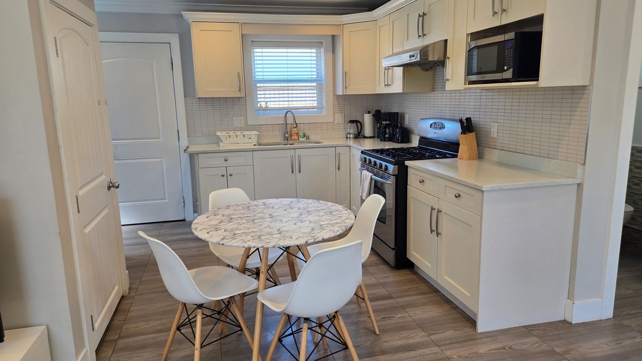 Photo of Kitchen in Sunset