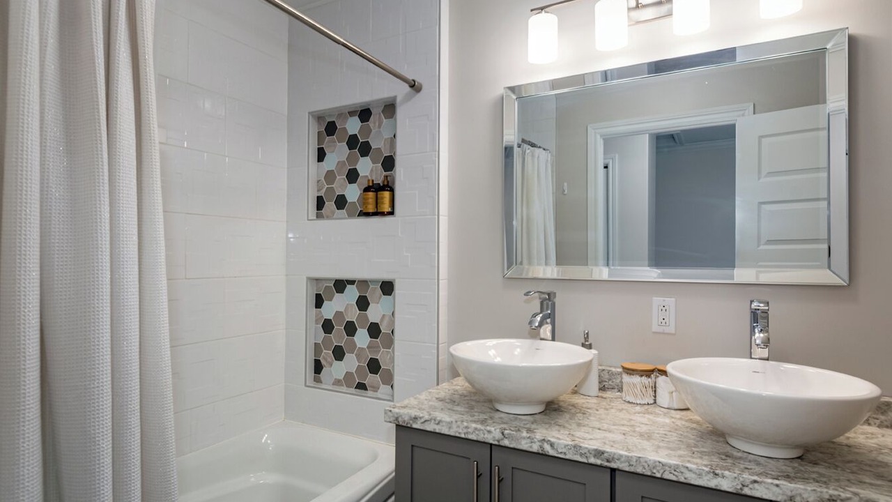 Photo of Bathroom in Waterford Valley