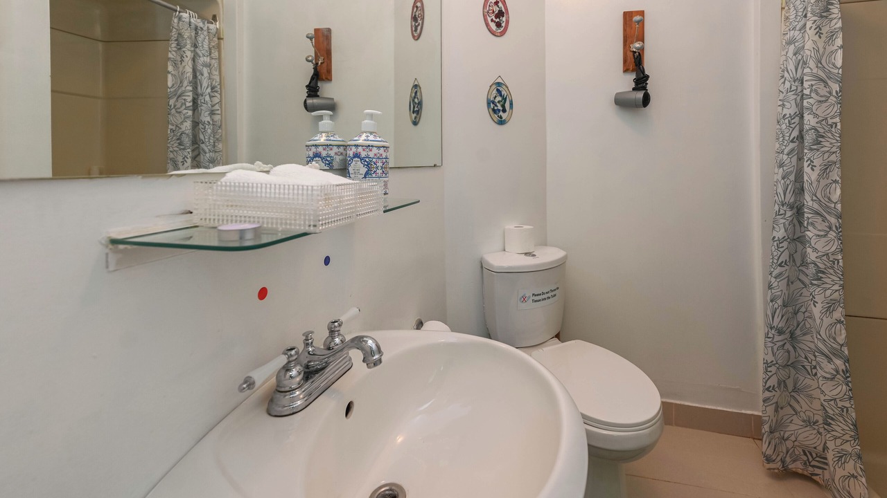 Photo of Bathroom in Niagara Falls