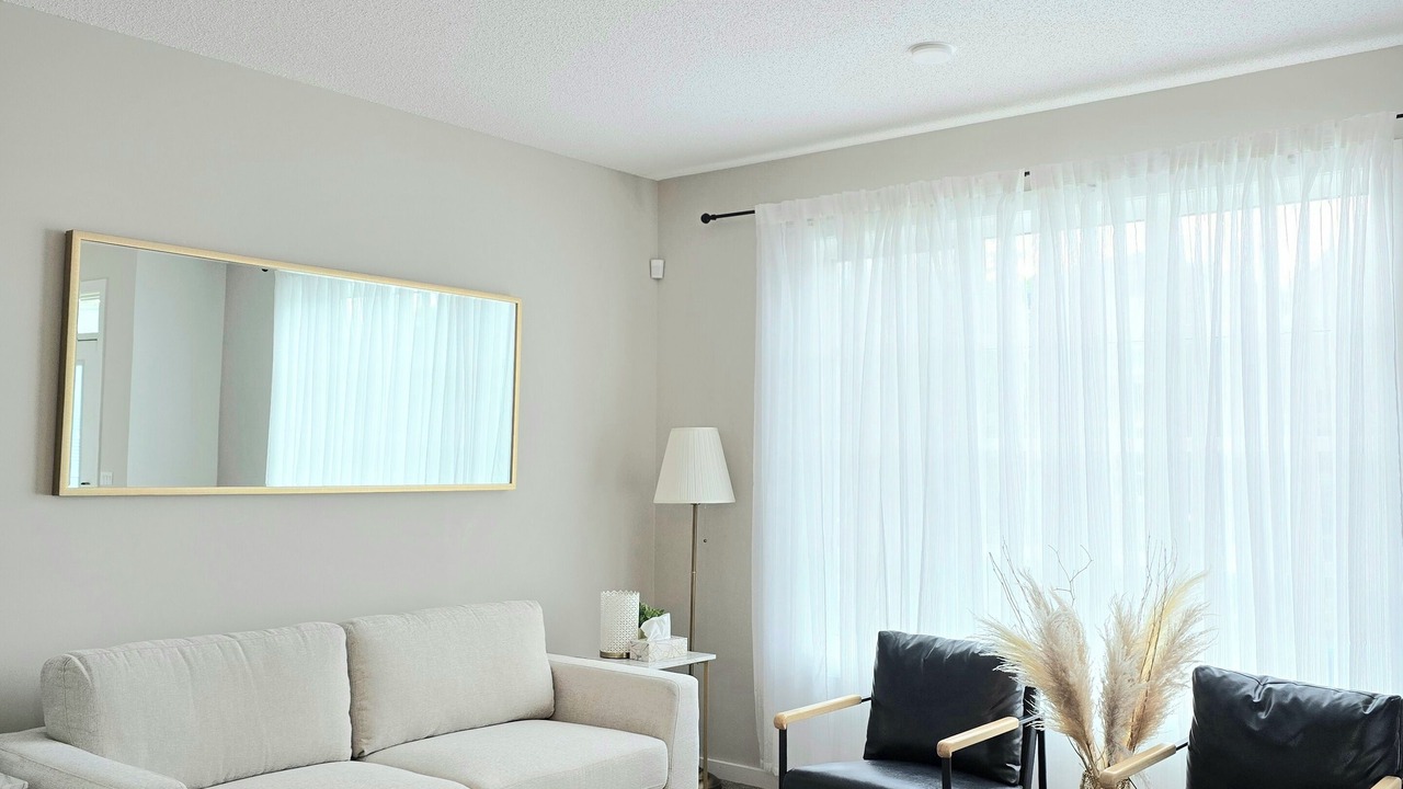 Photo of Livingroom in Calgary