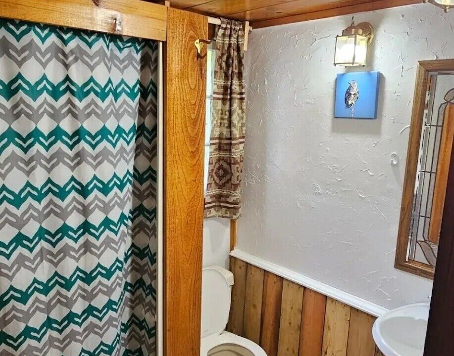 Photo of Bathroom in Kaslo