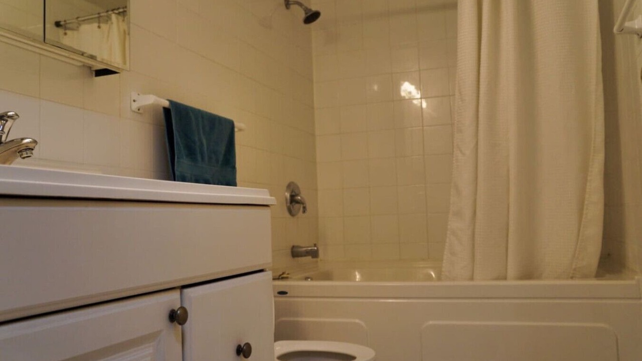 Photo of Bathroom in Connaught