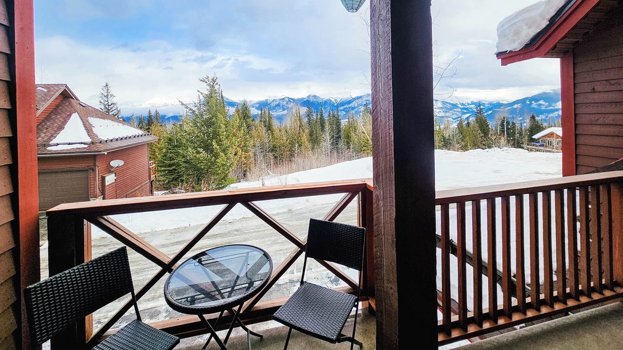 Photo of Outdoor in Golden
