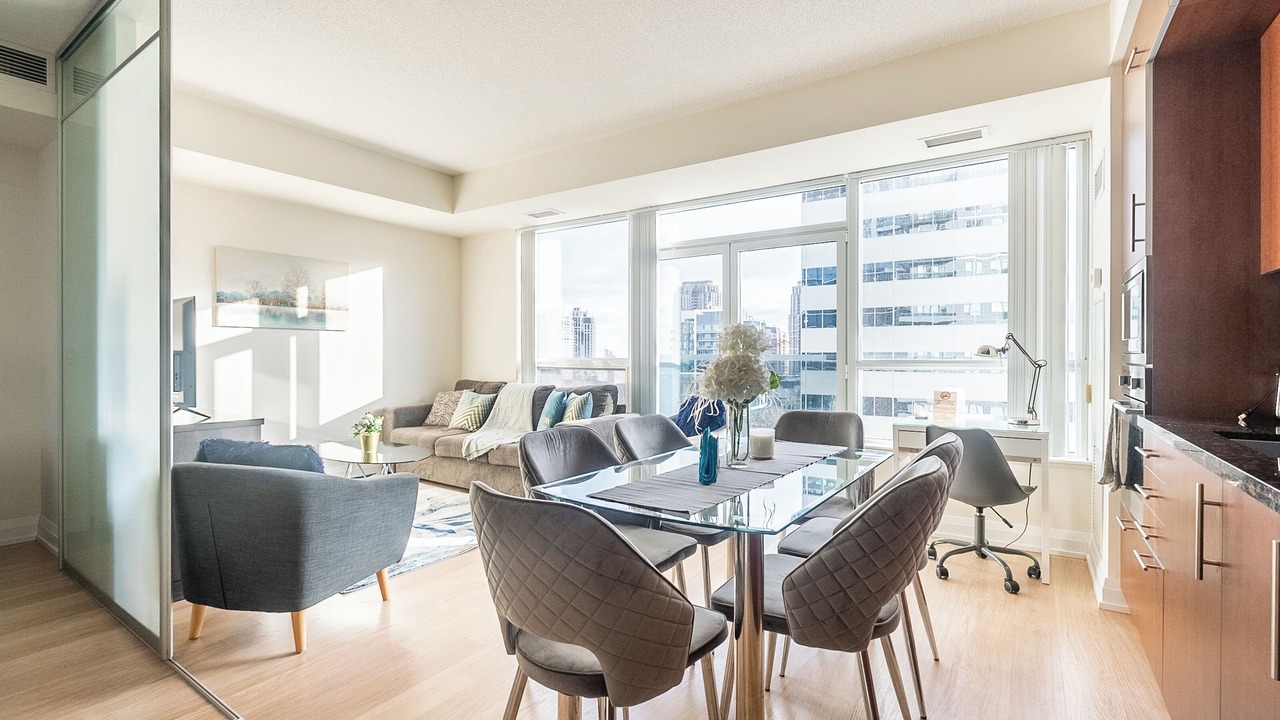 Photo of Livingroom in Willowdale