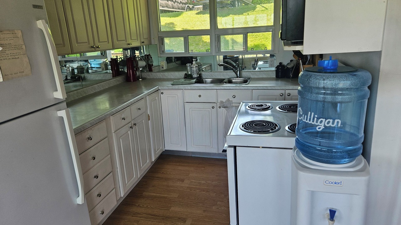 Photo of Kitchen in Campbellford