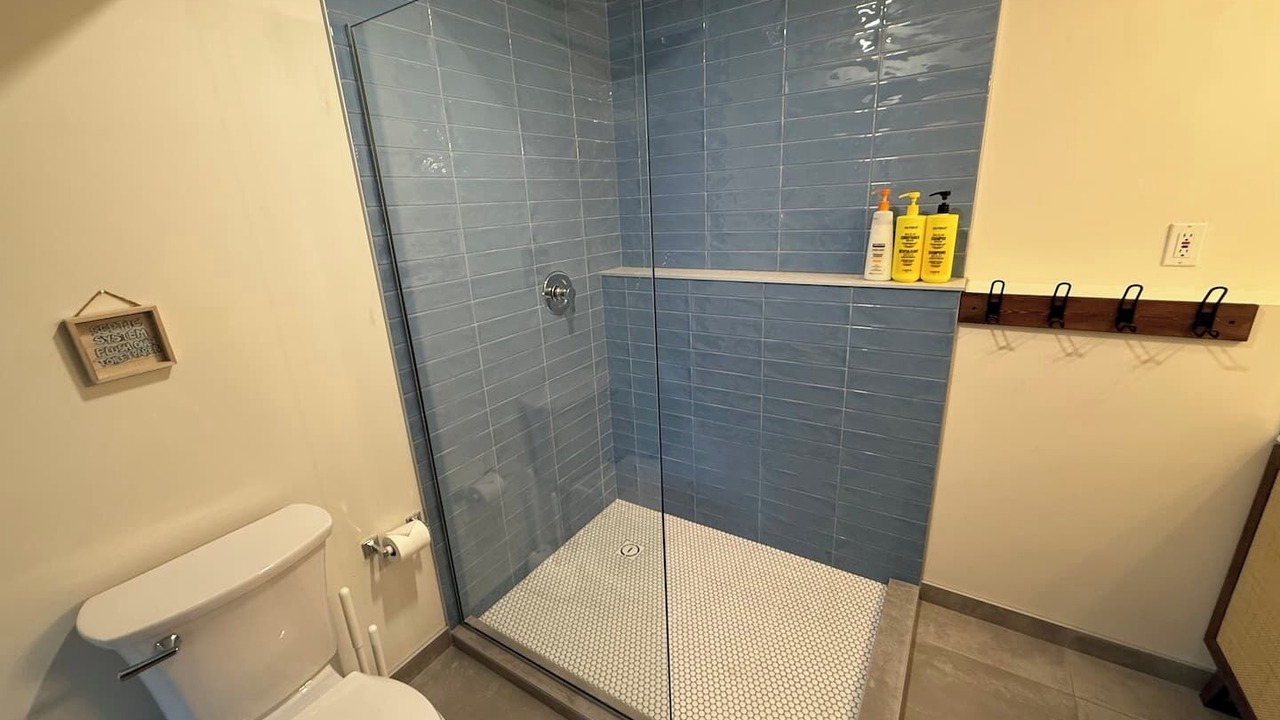 Photo of Bathroom in Golden