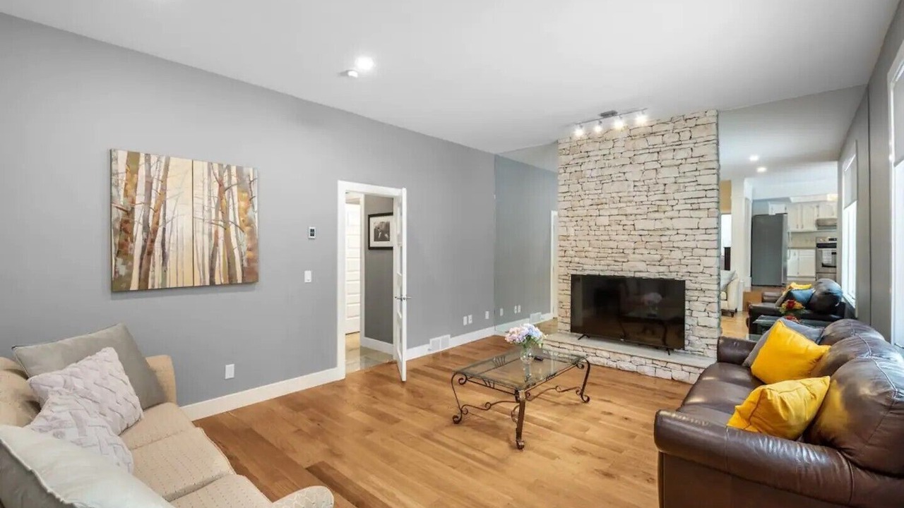 Photo of Livingroom in Southwest Calgary