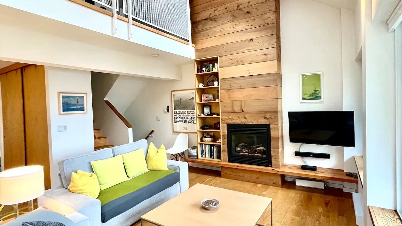 Photo of Livingroom in Ucluelet