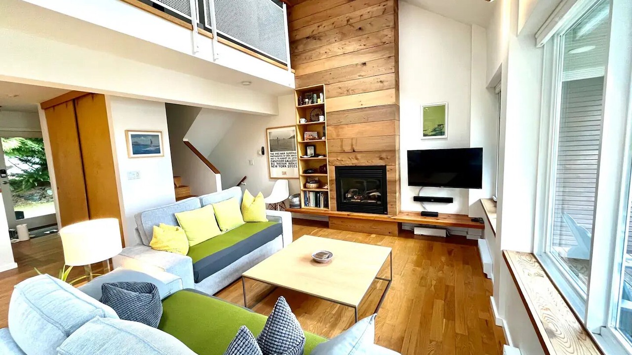 Photo of Livingroom in Ucluelet