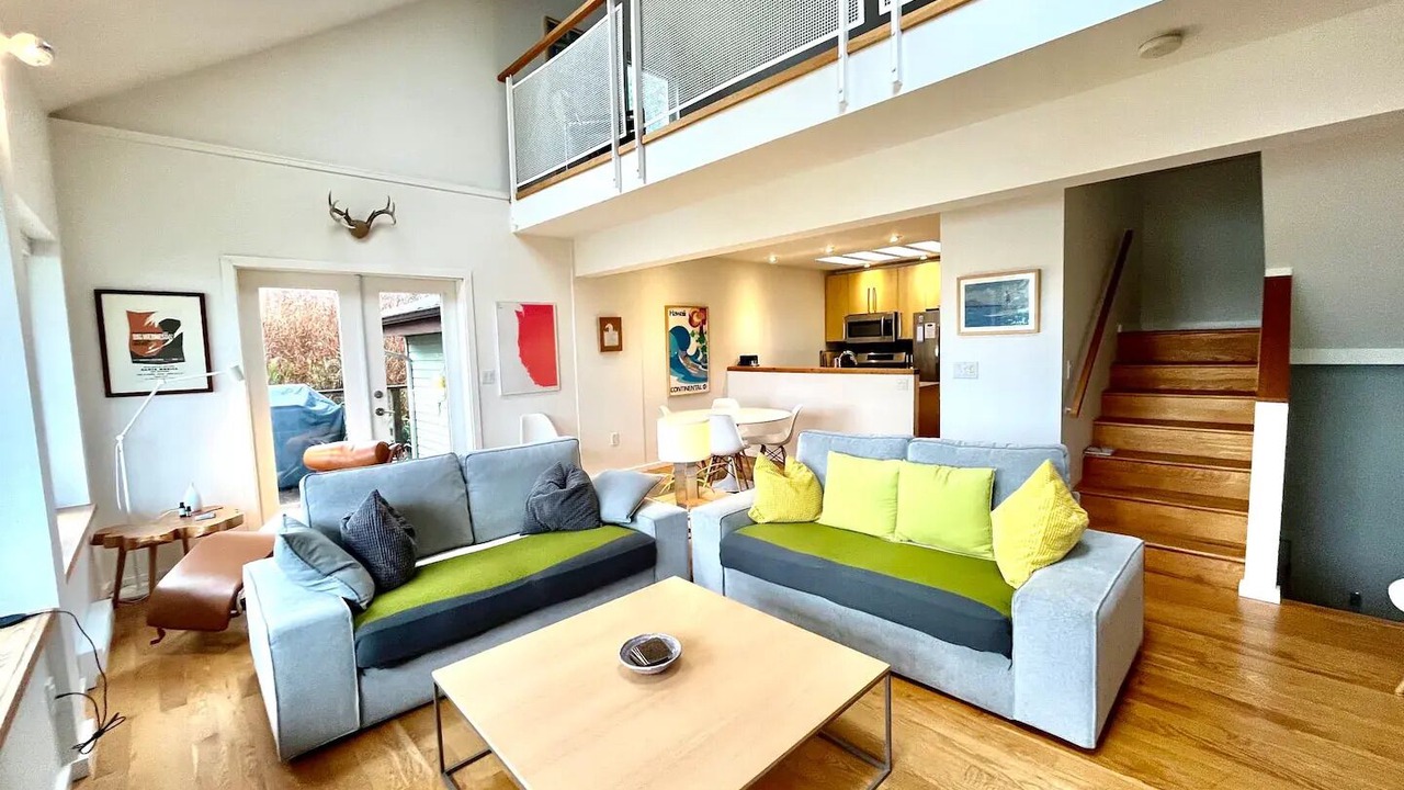 Photo of Livingroom in Ucluelet