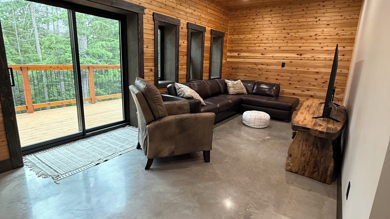 Photo of Livingroom in Rossland