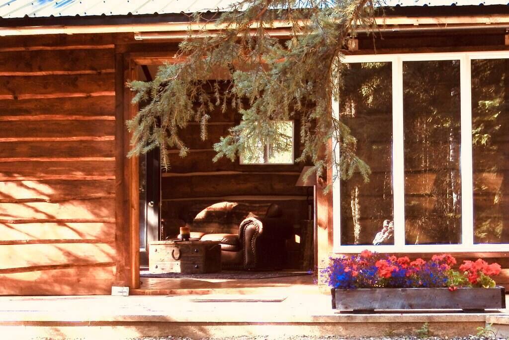 Photo of Others in Waiparous Village