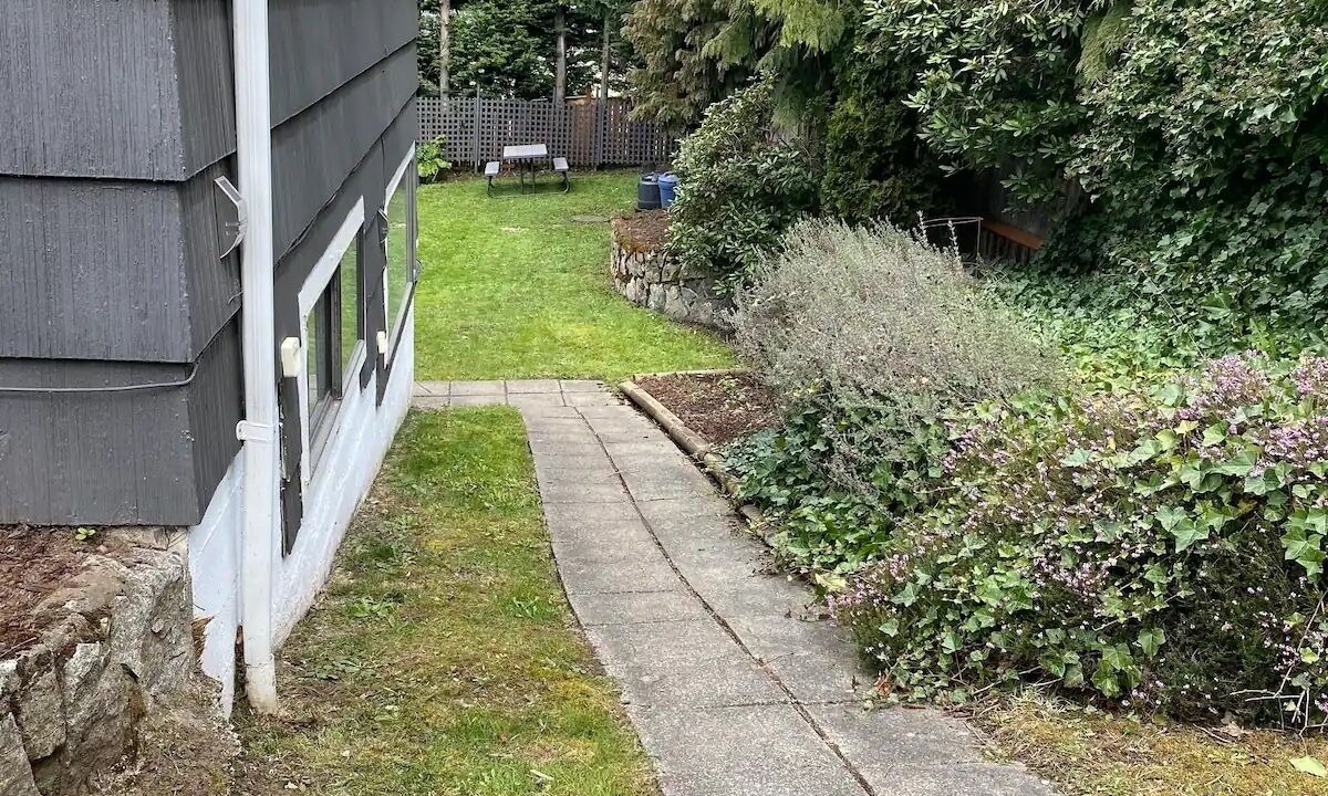 Photo of Outdoor in Saanich East