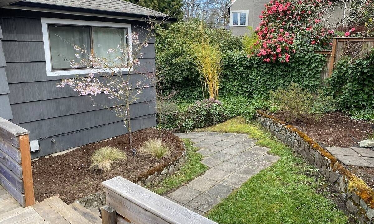 Photo of Outdoor in Saanich East