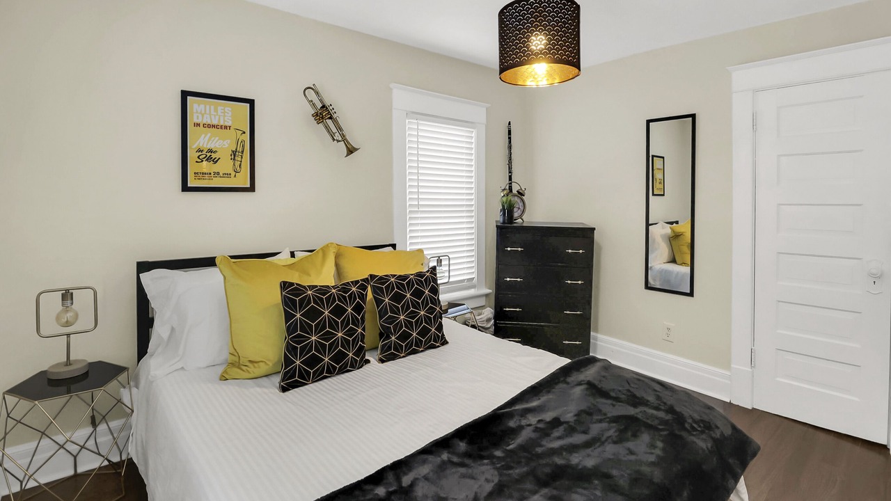 Photo of Bedroom in Niagara Falls