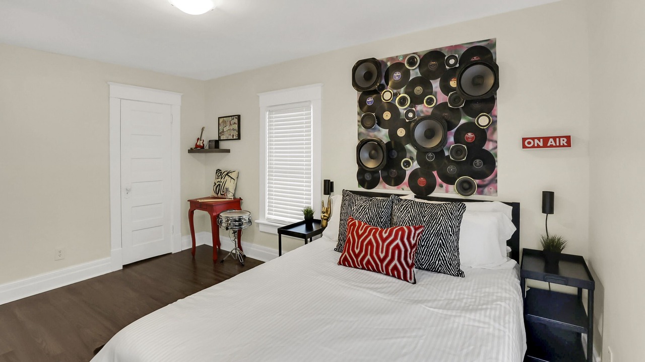 Photo of Bedroom in Niagara Falls