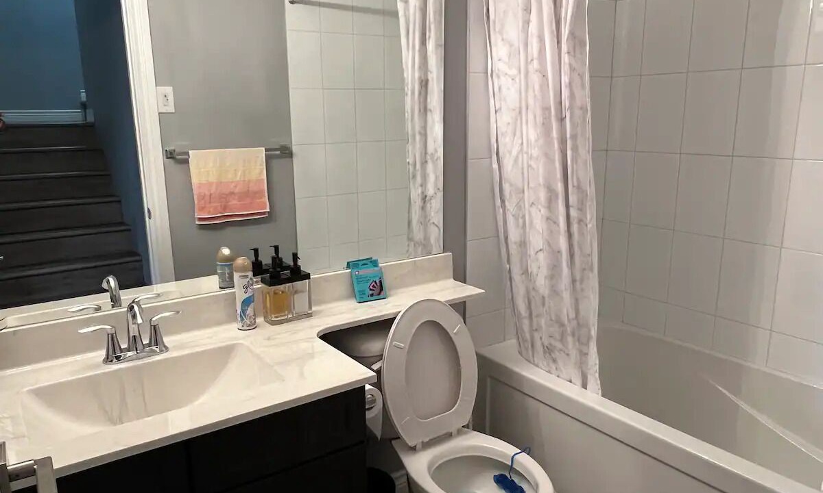 Photo of Bathroom in Fort Gary