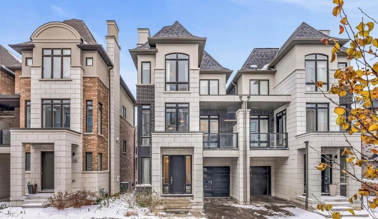 Photo of Outdoor in Richmond Hill