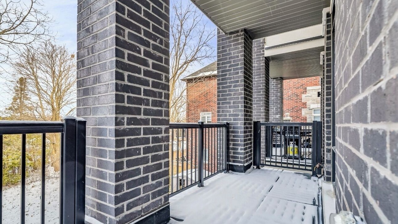 Photo of Patio Balcony in Richmond Hill