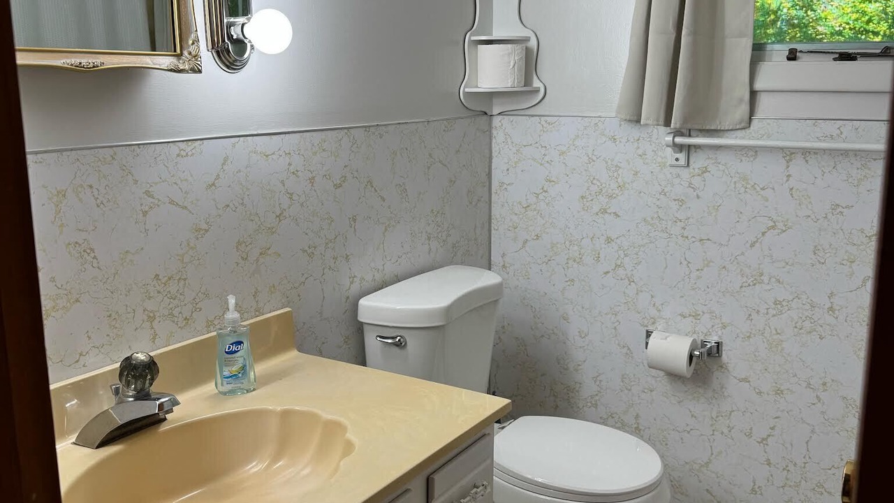 Photo of Bathroom in Raymond