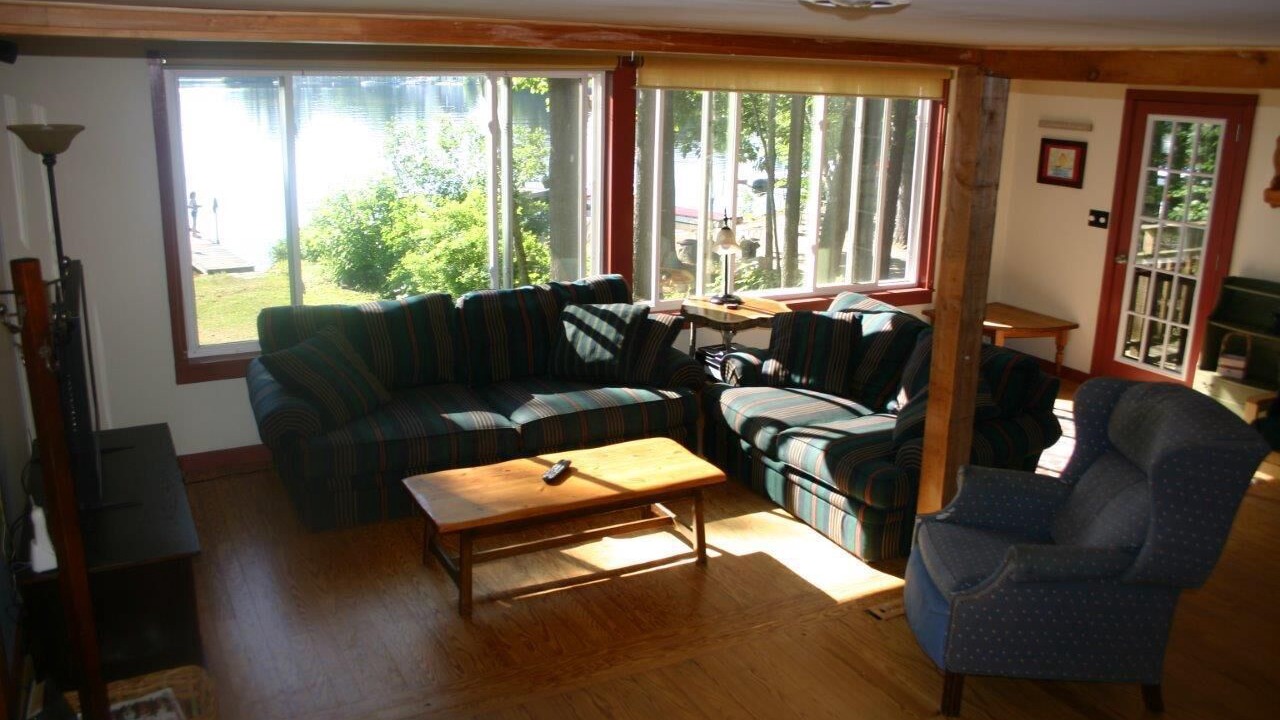 Photo of Livingroom in Raymond