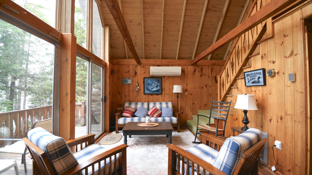 Photo of Livingroom in Harrison