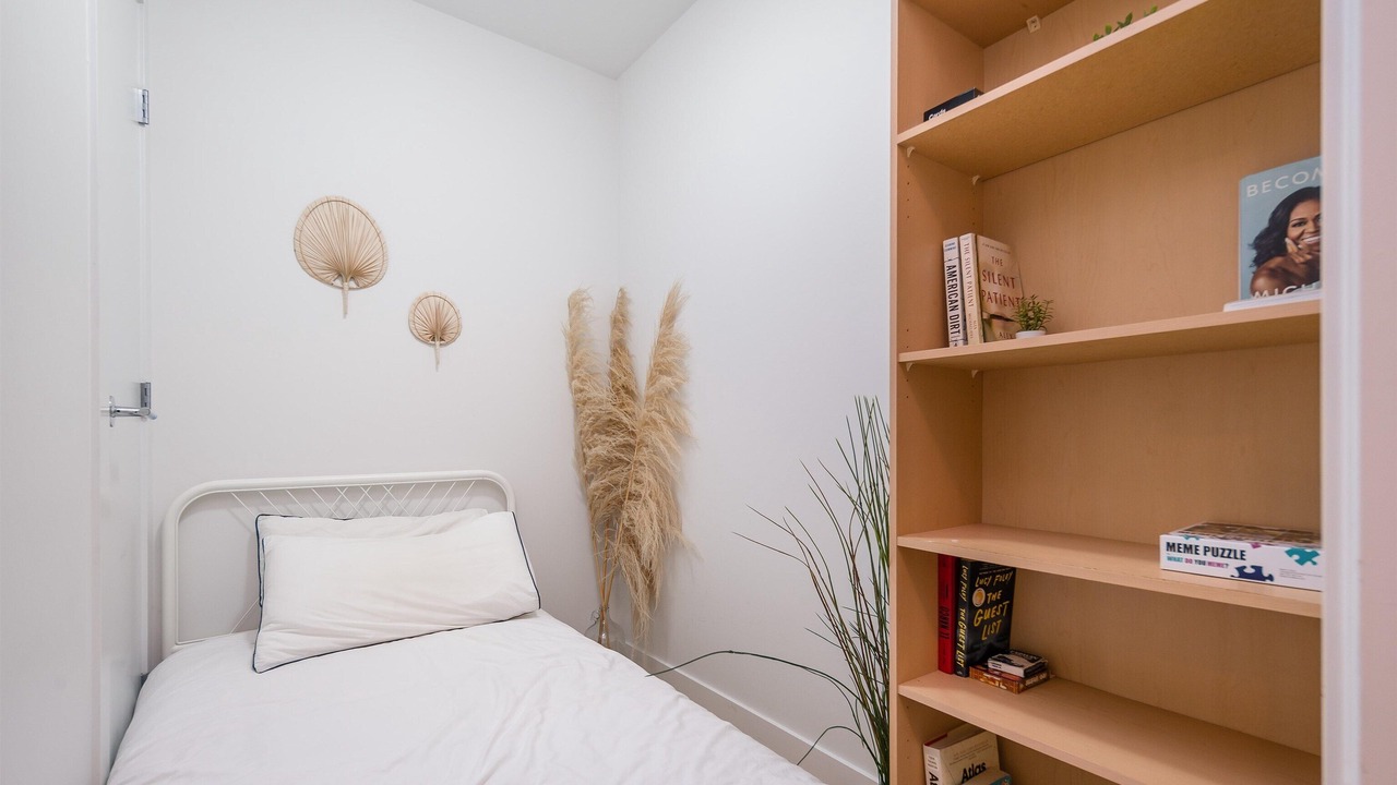 Photo of Bedroom in Downtown Eastside