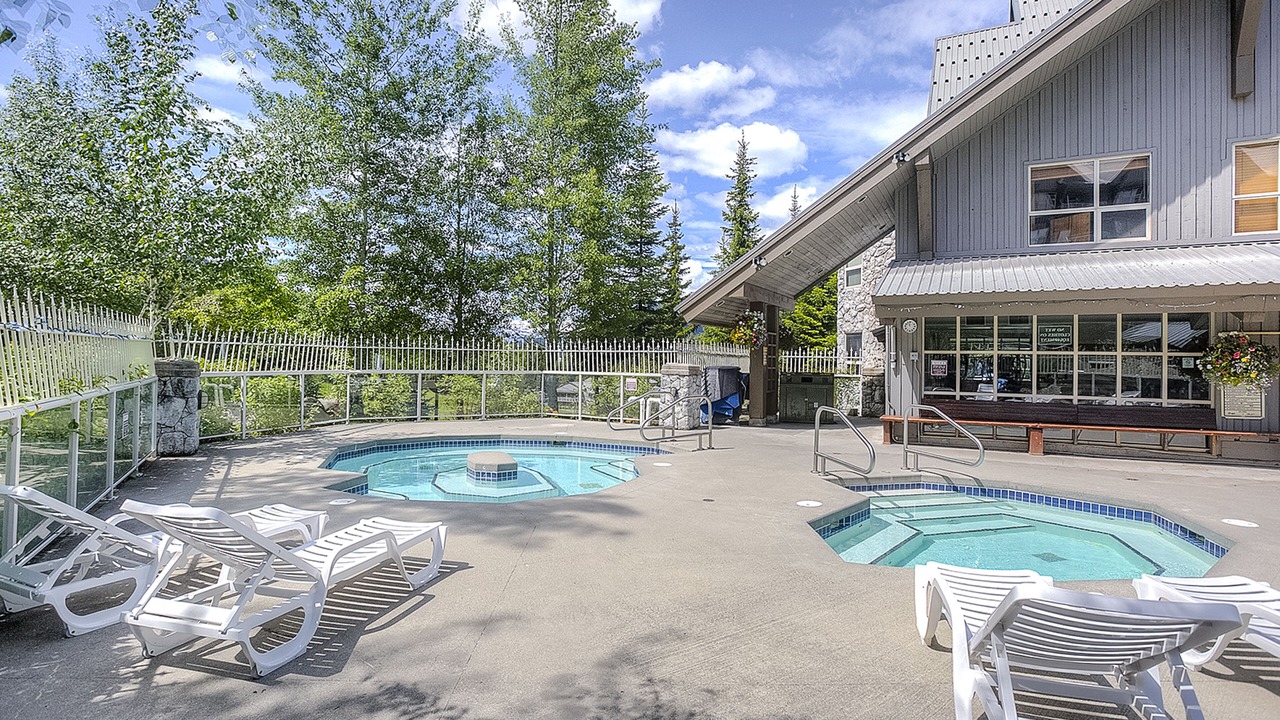 Photo of Outdoor in Upper Village