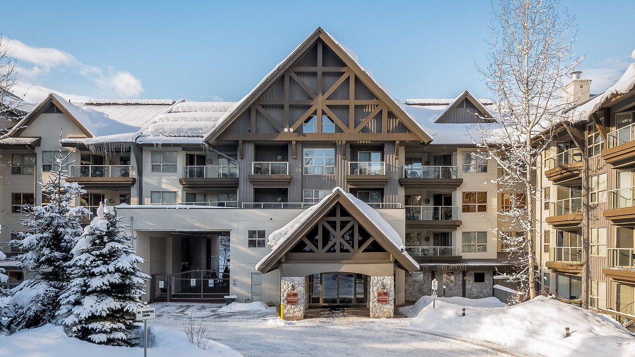 Photo of Outdoor in Upper Village