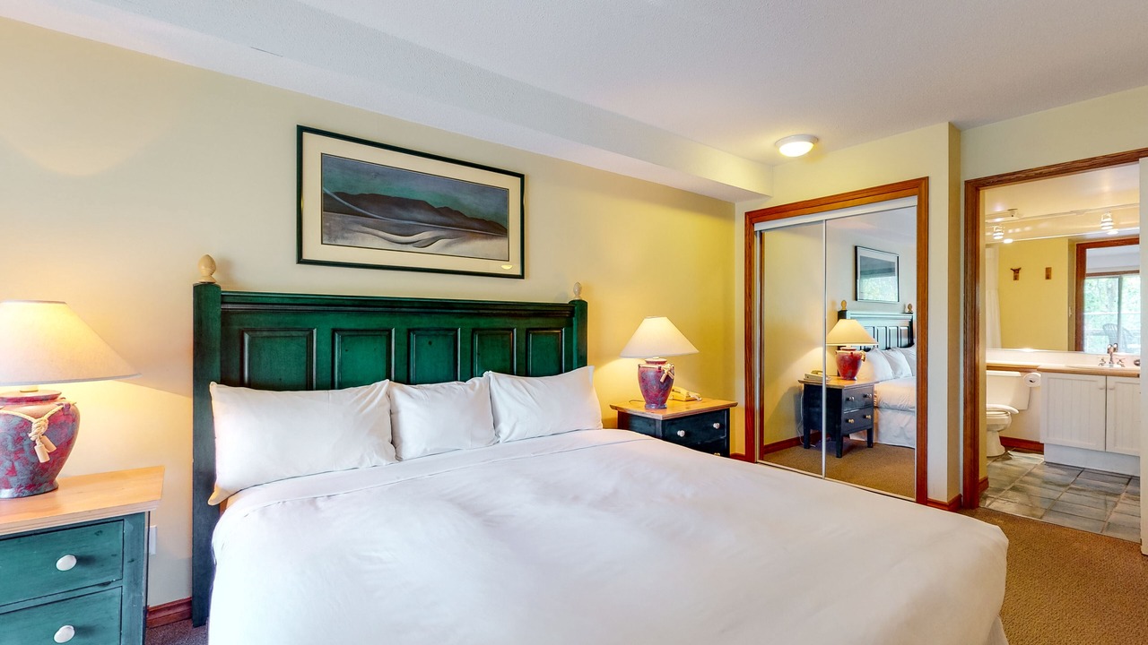 Photo of Bedroom in Upper Village