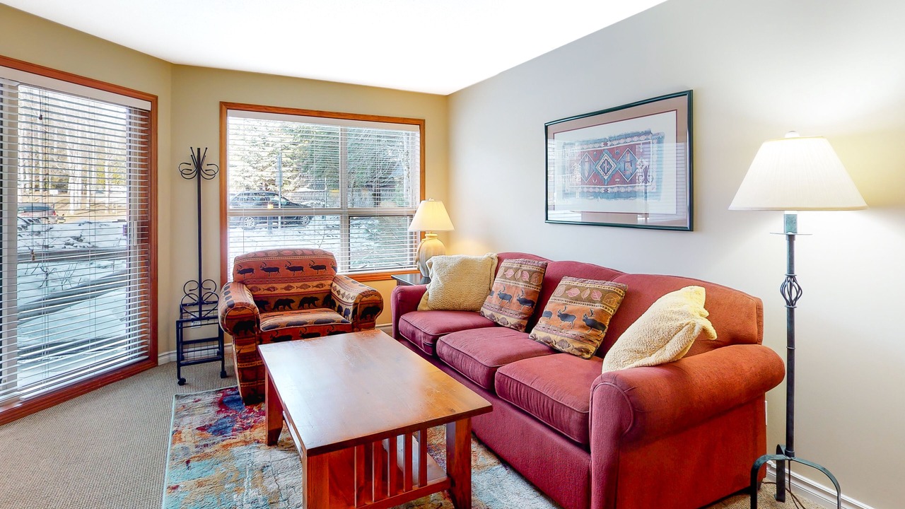 Photo of Livingroom in Upper Village