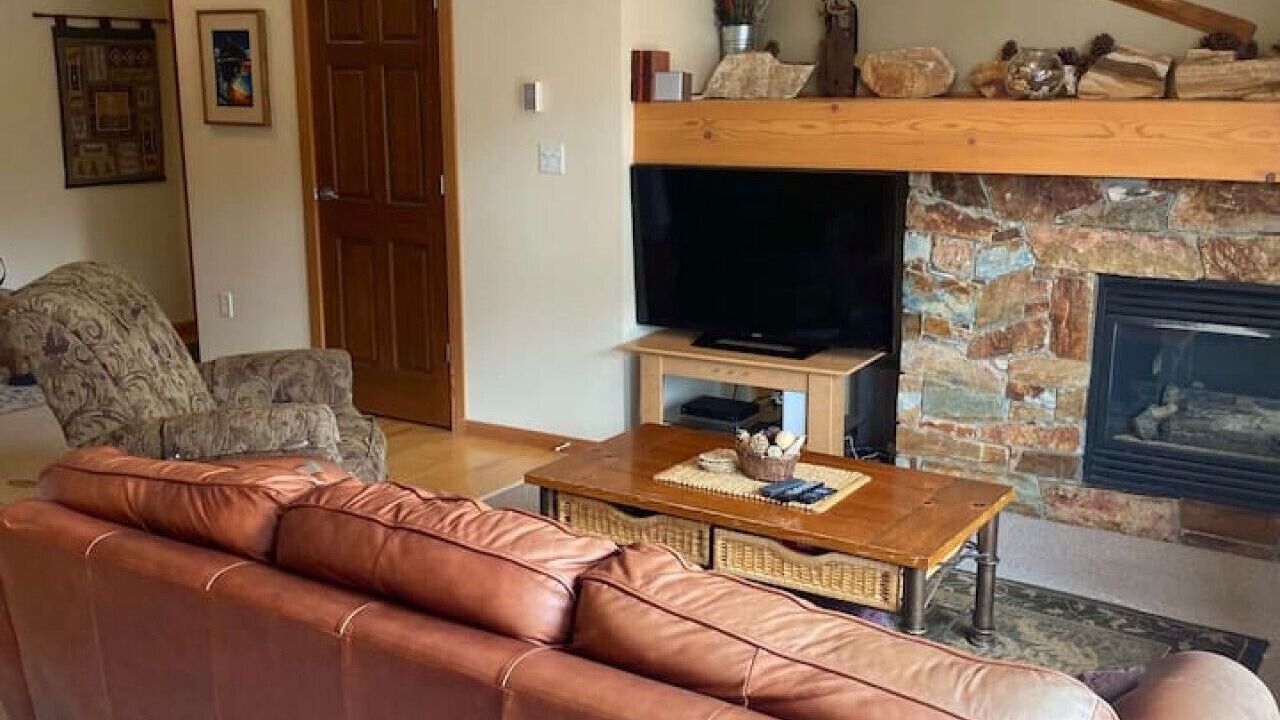 Photo of Livingroom in Rossland