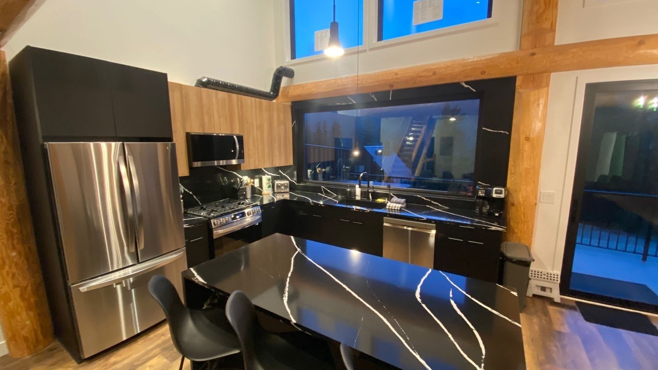 Photo of Kitchen in Hemlock Valley